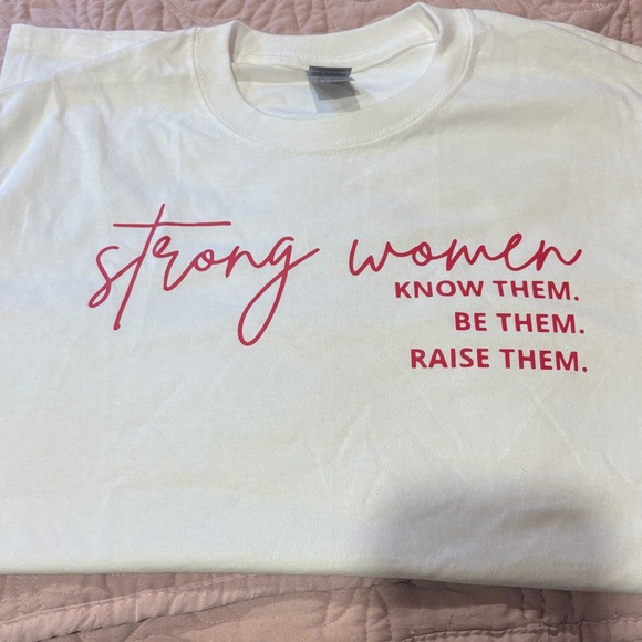 Gildan Tops - Women's White T-Shirt with Red Text
